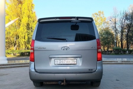 Hyundai Grand Starex